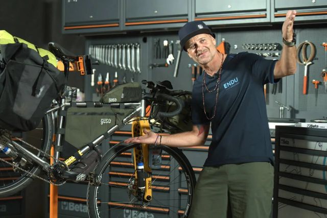 Si può trasformare una bici da gara in una da bikepacking?
