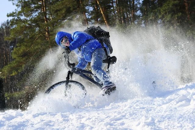 Abbigliamento invernale ciclismo: consigli pratici