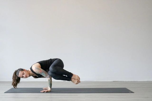 Come si fa Yoga? 5 posizioni per iniziare
