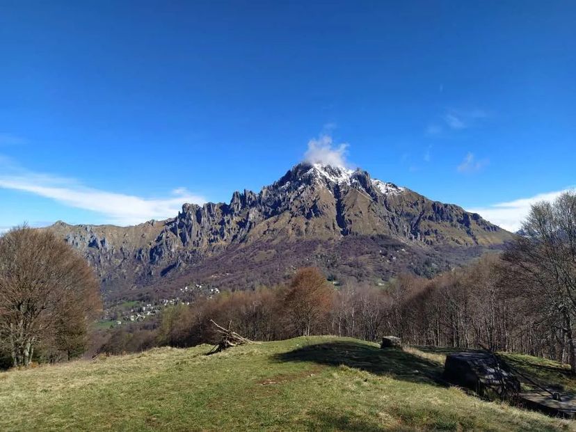 Piani Resinelli in provincia di Lecco, escursione in montagna