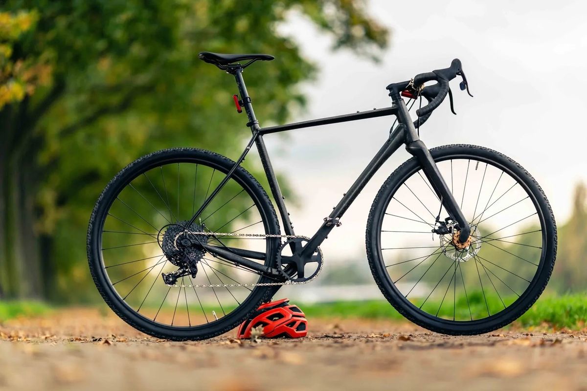 Telaio gravel: acciaio, alluminio e carbonio