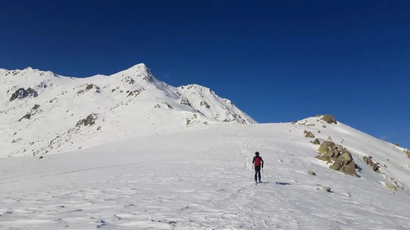 scialpinistica sul Monte Besimauda sopra Cuneo