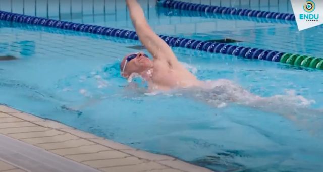Le basi del nuoto a dorso