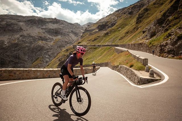 Pedalare in Alto Adige: passi chiusi, natura aperta