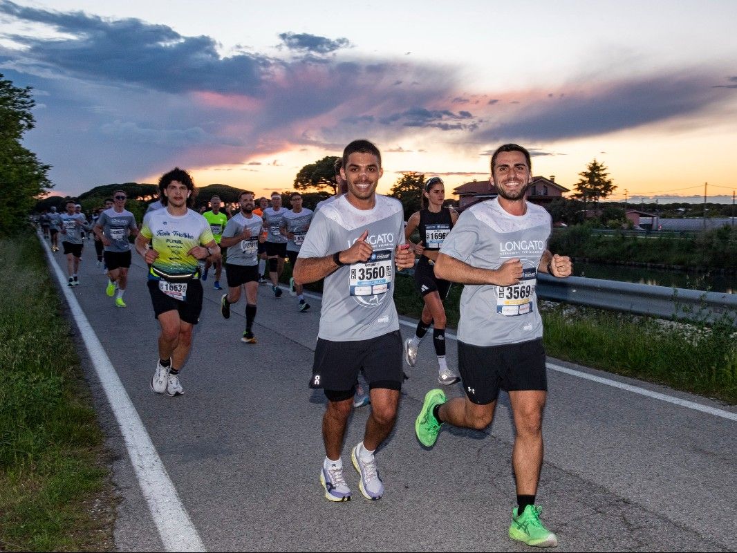 Jesolo Moonlight Half Marathon - image 4 of the gallery