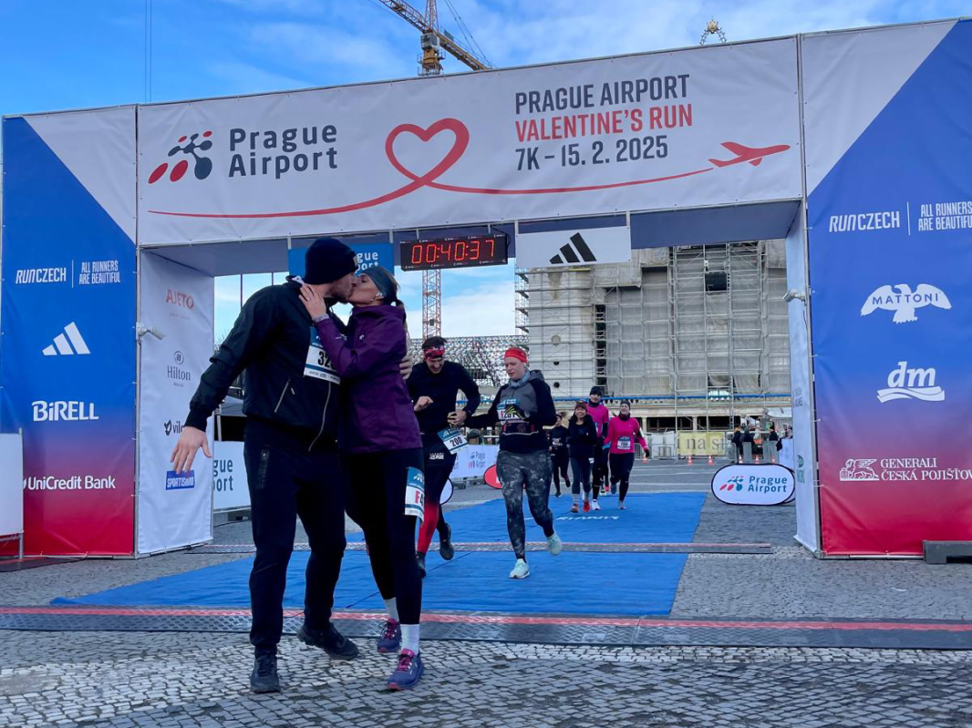 Prague Airport Valentine's Run Race - image 4 of the gallery